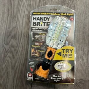 Handy Brite light for emergencies 💙Earth Quake